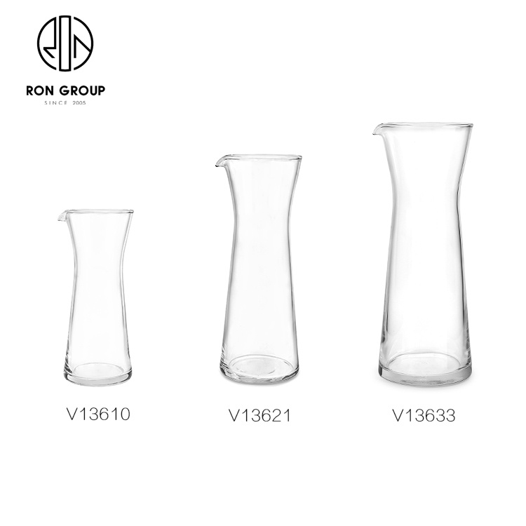 Hot selling wine pourer jars glass pub 290ML wine decenter
