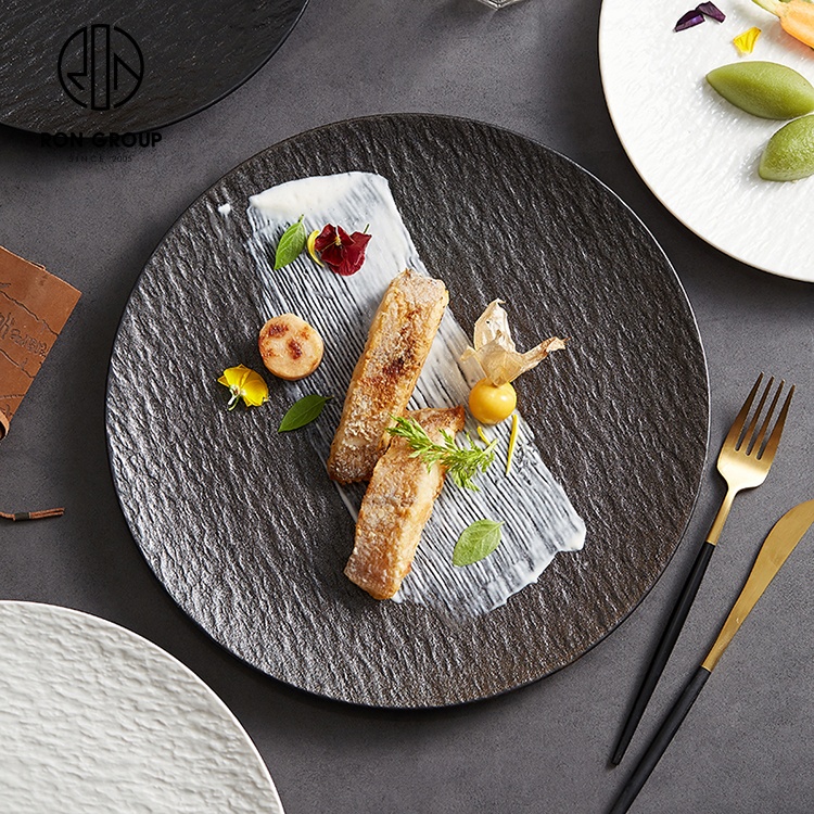 Ceramics dinnerware supplier unique modern luxury restaurant matte black dinnerware