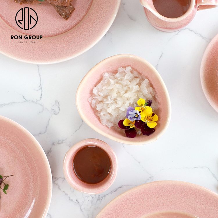 Pink Crackle-Glaze Irregular Ceramic Snack Bowl for Cafés and Restaurants