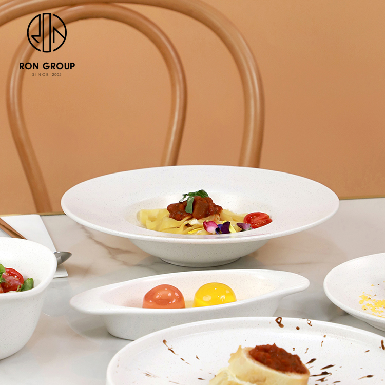 White Modern Ceramic Snack and Salad Bowl for Cafés & Restaurants