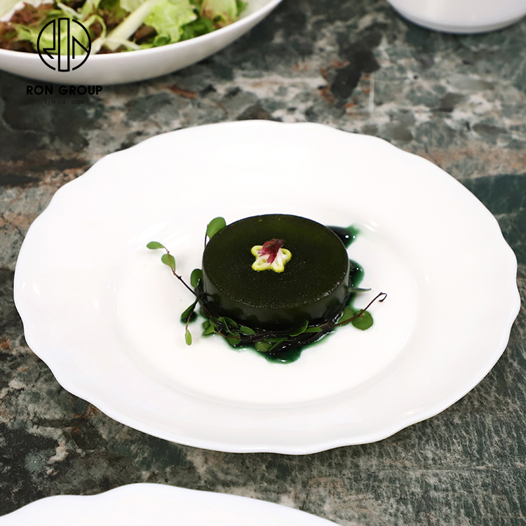 Custom White Flower Shaped Ceramic Dinner Plate for Steak, Salad and Dessert