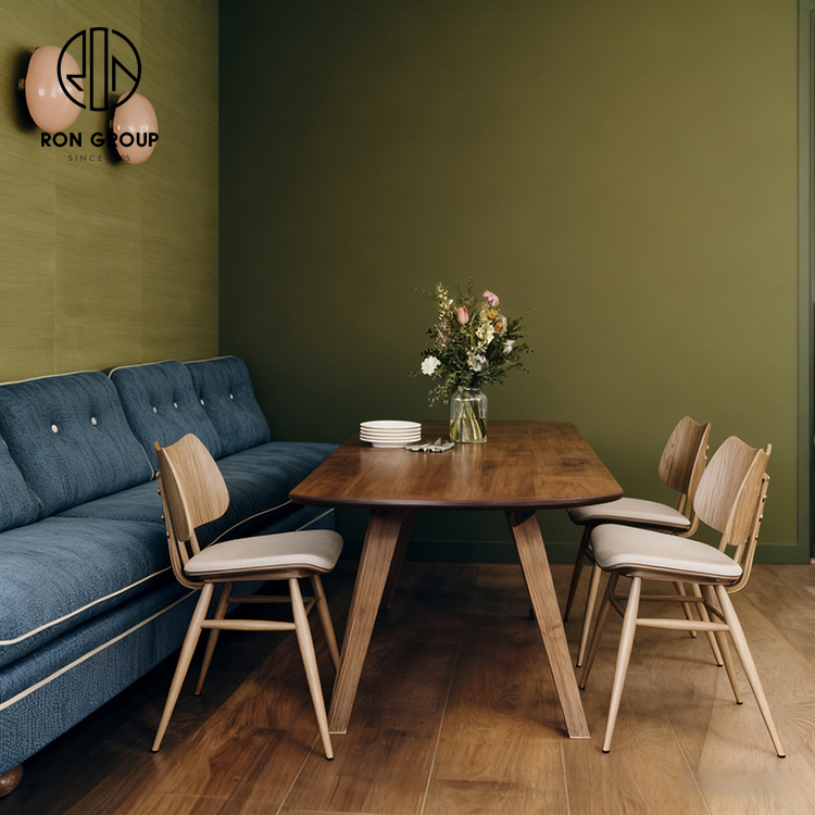 Minimalist Blue Upholstered Restaurant Furniture Set