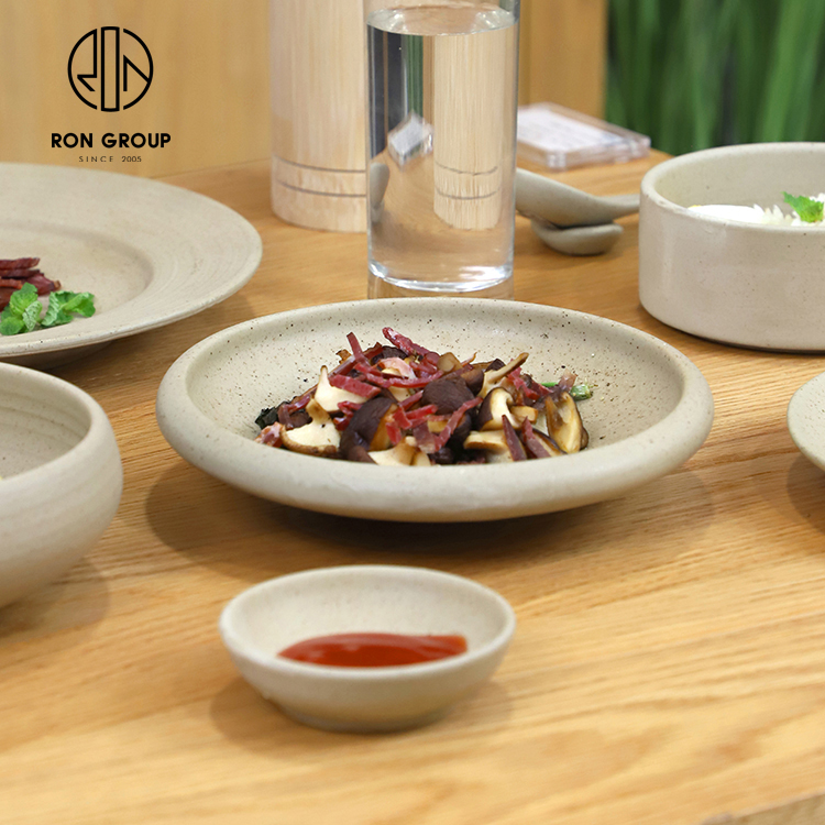 Japanese Style Speckled Ceramic Round Dinner Plate for Fine Dining and Hotels