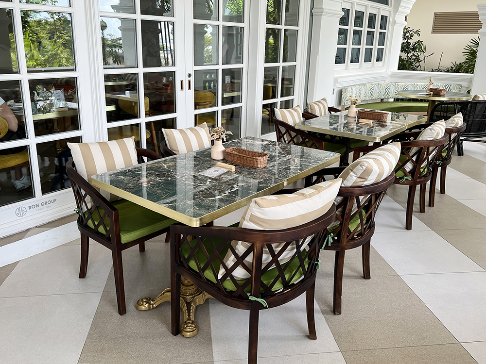 The Rise of Outdoor Dining: How Furniture Shapes Alfresco Restaurant Experiences