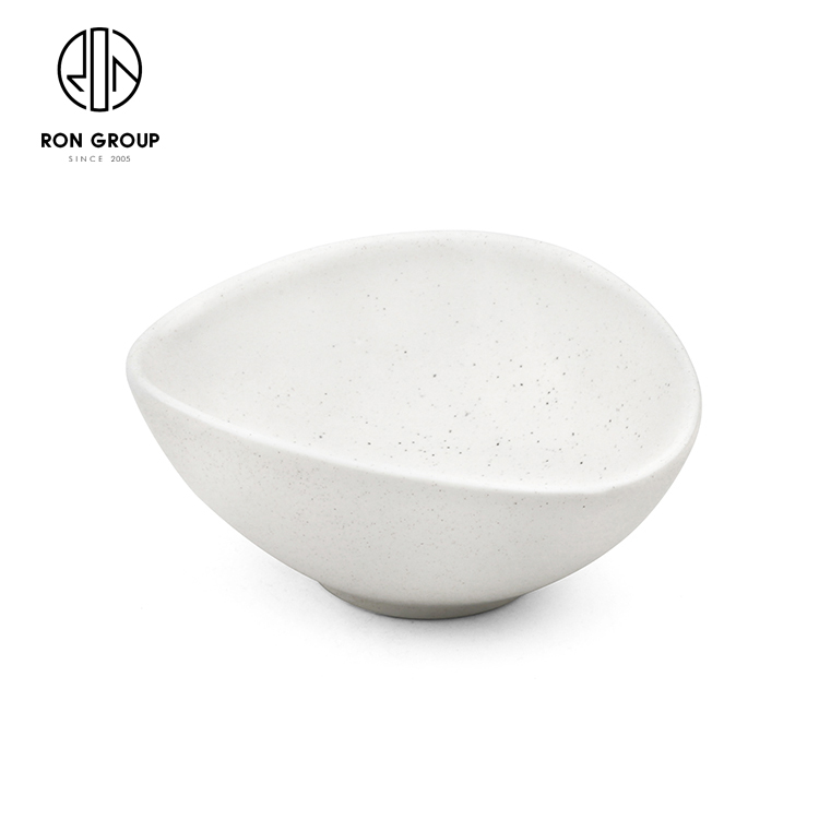 White Modern Ceramic Snack and Salad Bowl for Cafés & Restaurants