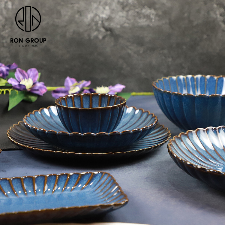 Blue Flower-Shaped Ceramic Dinnerware Set for Modern Cafés and Restaurants