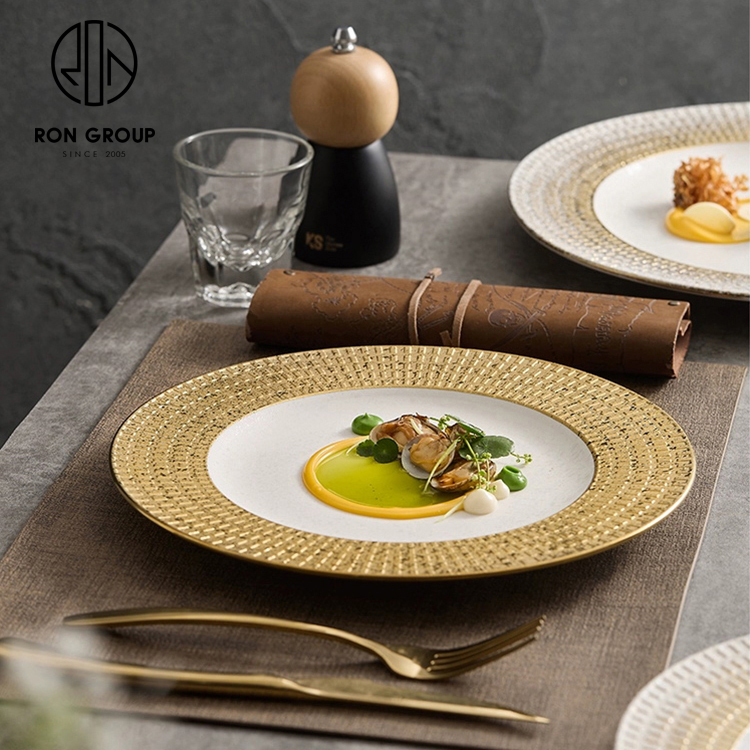 Luxury Golden Embossed Porcelain Dinner Plate for Upscale Events and Banquets