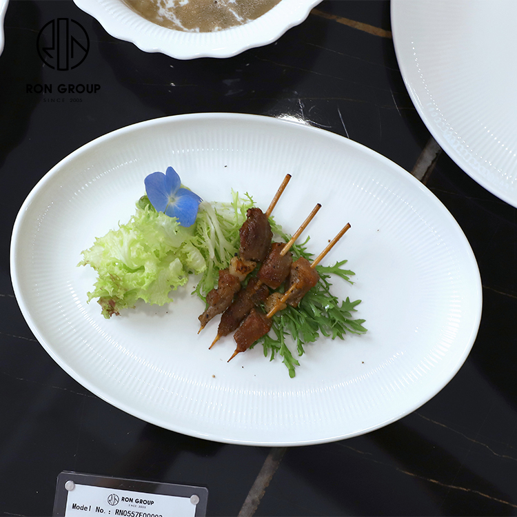 Custom Oval White Ceramic Serving Plate for Steak, Dessert and Restaurant Dining