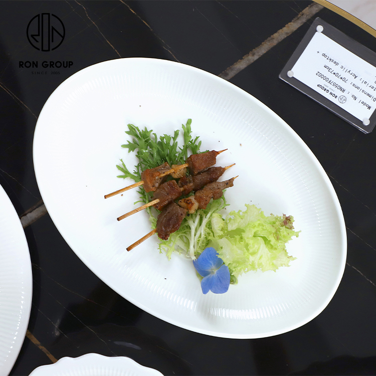 Custom Oval White Ceramic Serving Plate for Steak, Dessert and Restaurant Dining