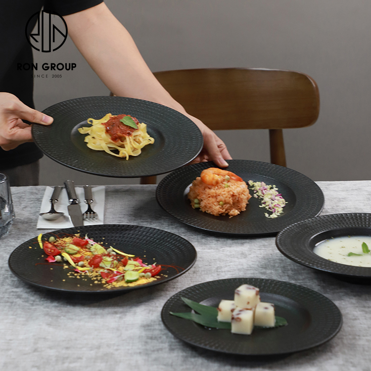 Textured Black Ceramic Concave Pasta Plate for Modern Restaurants