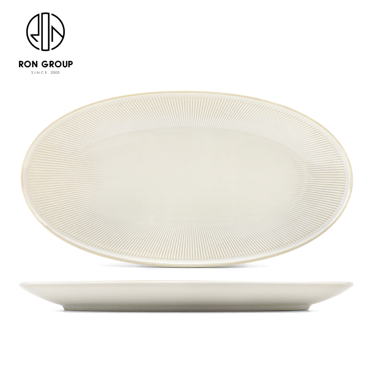 White Oval Ceramic Fish Plate for Restaurants and Catering Service