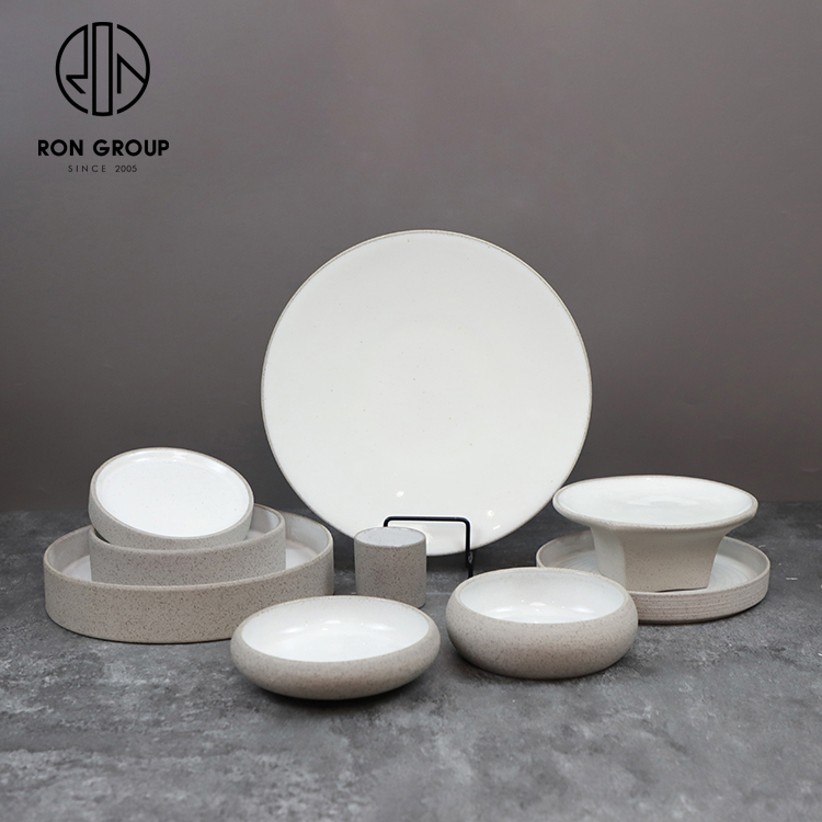 White Matte Stoneware-Style Ceramic Dinnerware Set for Hotels and Fine Dining Restaurants