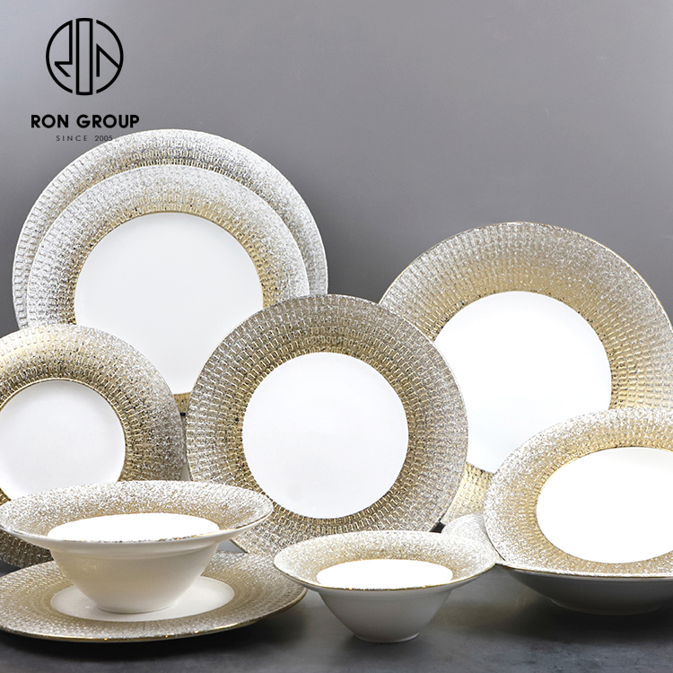 Luxury Golden Textured Serving Plate with Artistic Rim for High-End Banquets