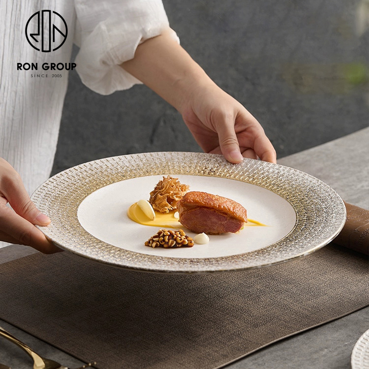 Luxury Golden Textured Serving Plate with Artistic Rim for High-End Banquets
