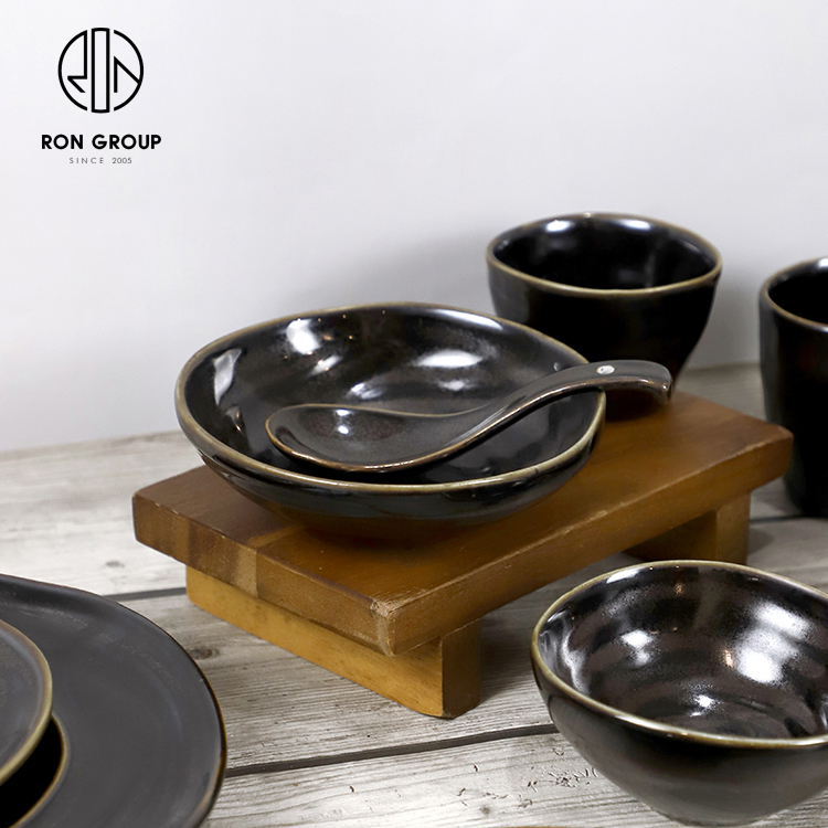 Irregular Glossy Black Ceramic Salad Bowl Set
