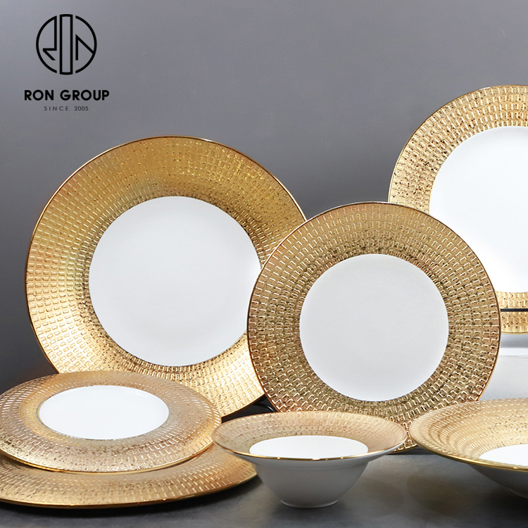 Luxury Golden Embossed Porcelain Dinner Plate for Upscale Events and Banquets